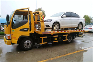 桂平附近拖车救援24小时服务热线